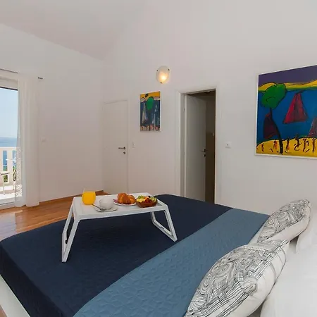 Stone Oasis With Swimspa Pool Jesenice (Split-Dalmatia)